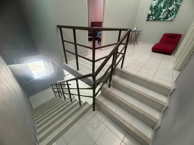 Rumah Teres 2 Tingkat untuk Dijual di Taman Bayu Permai (Rawang) - Elwin Mah - Interior - PropertyGuru.com.my