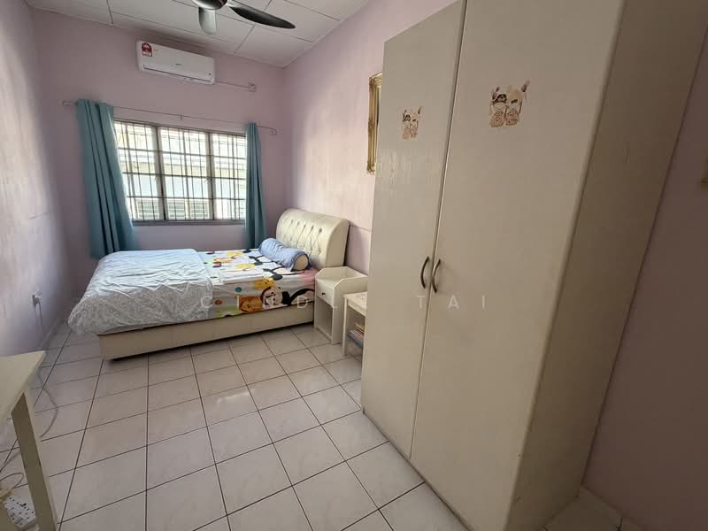 Rumah Teres 2-Tingkat untuk Dijual di BANDAR PUCHONG JAYA (Puchong) - Cindle Tai - Bedroom - PropertyGuru.com.my