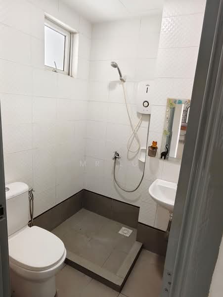 Servis Apartment untuk Disewa di Seasons Amara Larkin - Mr Lu - Bathroom - PropertyGuru.com.my