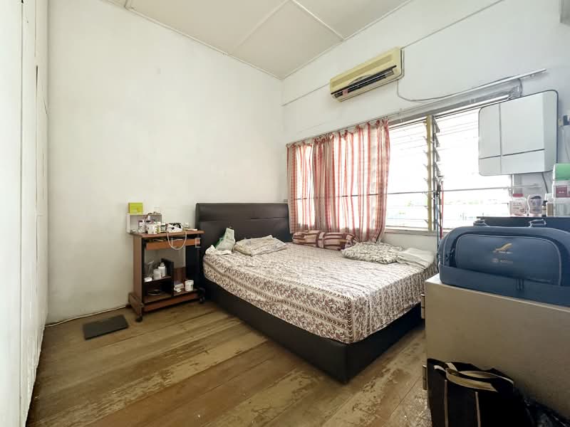 1-storey Terraced House for Sale in Seksyen 22 (Petaling Jaya) - Leena Tan - Bedroom - PropertyGuru.com.my