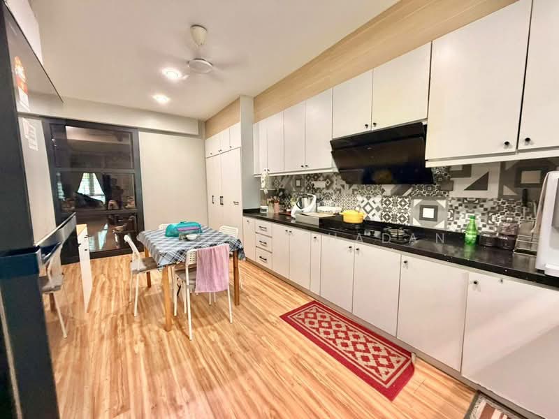 2-storey Terraced House for Sale in Shah Alam (Selangor) - Natasha Shadan - Kitchen - PropertyGuru.com.my