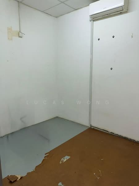 Shop for Rent in Taman Sutera (Johor Bahru) - Lucas Wong - Interior - PropertyGuru.com.my