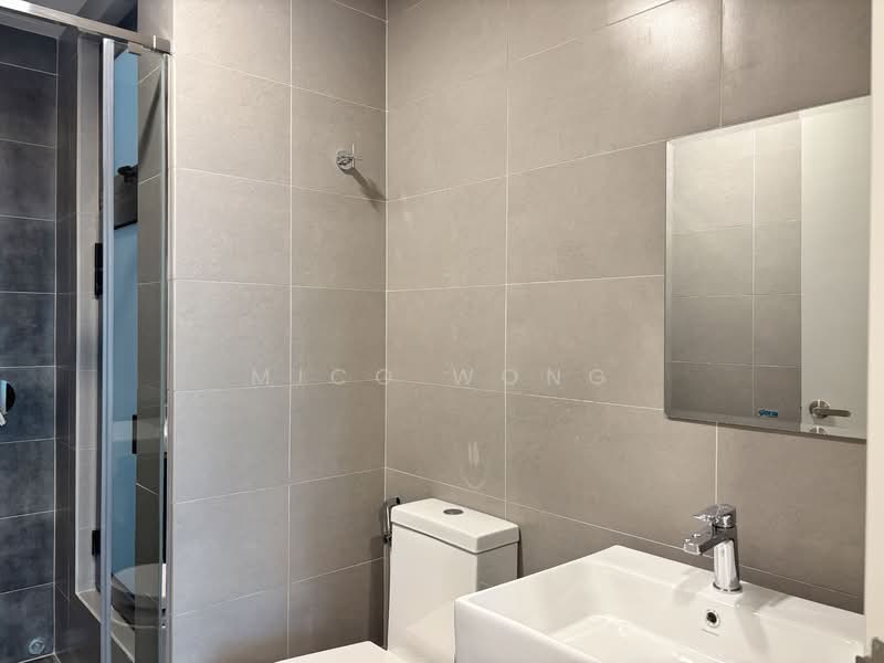 Servis Apartment untuk Disewa di Sunway Belfield - Mico Wong - Bathroom - PropertyGuru.com.my
