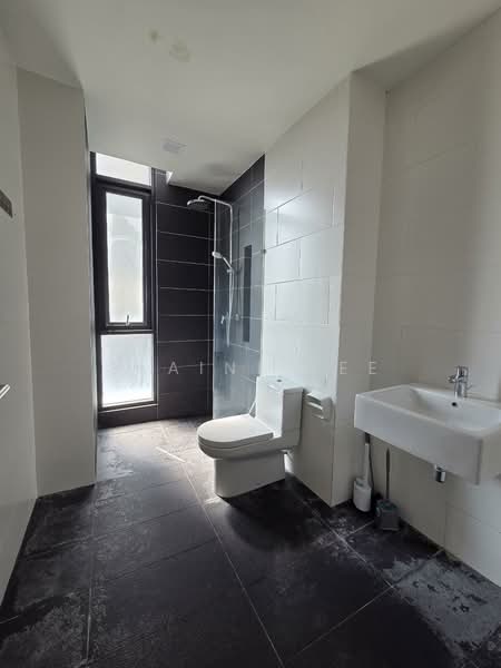 Kondominium untuk Disewa di Dua Menjalara - Elaine Lee - Bathroom - PropertyGuru.com.my
