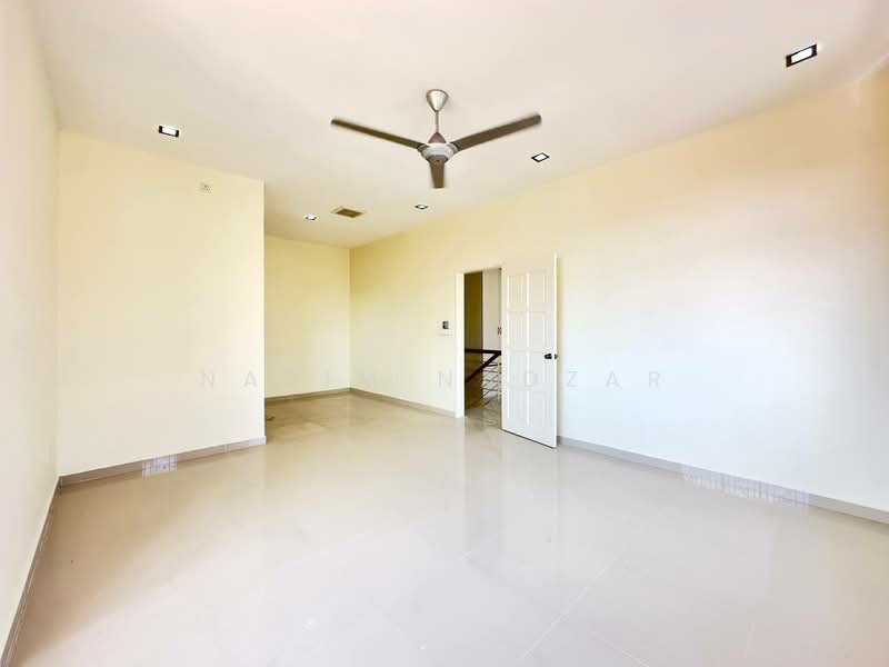 2-storey Terraced House for Sale in Bandar Baru Salak Tinggi (Sepang) - Nazim Nadzar - Interior - PropertyGuru.com.my