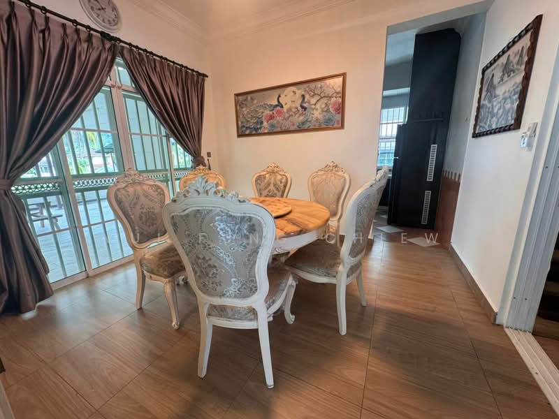 Rumah Banglo untuk Disewa di Penampang (Sabah) - Vui Fung Chiew - Dining Room - PropertyGuru.com.my