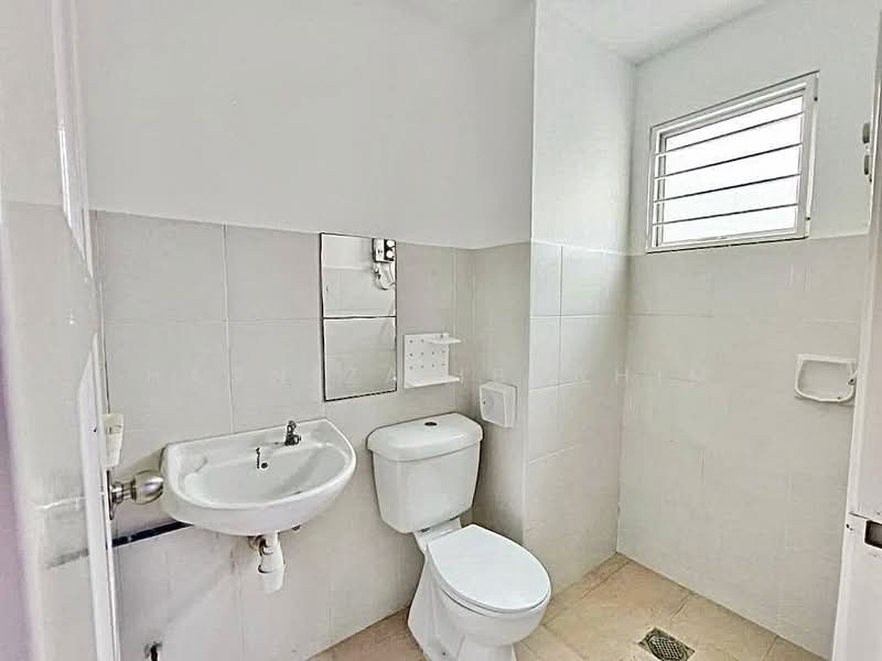 Kondominium untuk Disewa di Ampang Putra Residency - Hasniza Ibrahim - Bathroom - PropertyGuru.com.my