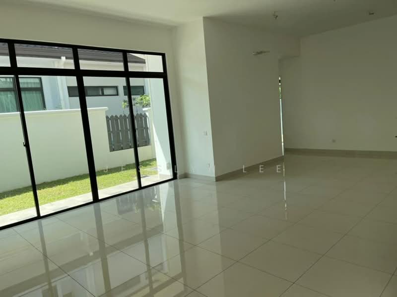 Semi-Detached House for Sale in Eco Majestic (Semenyih) - Jesslyn Lee - Living Room - PropertyGuru.com.my