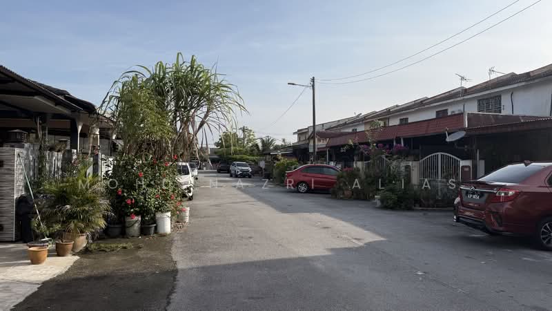 1-storey Terraced House for Sale in Taman Intan (Klang) - Mohd Nazri Alias - Exterior - PropertyGuru.com.my