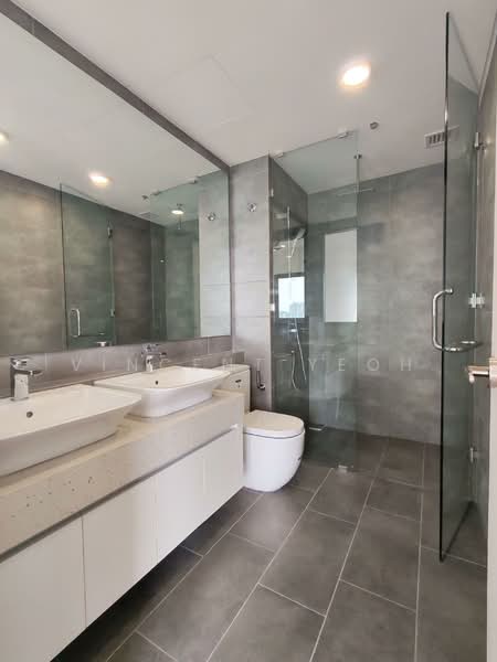 Kondominium untuk Dijual di ALIX Residences - Vincent Yeoh - Bathroom - PropertyGuru.com.my