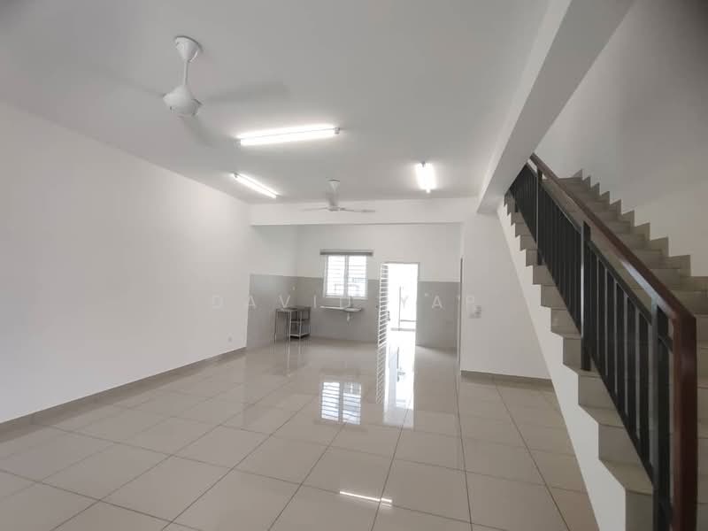 2-storey Terraced House for Rent in Telok Panglima Garang (Selangor) - David Yap - Living Room - PropertyGuru.com.my