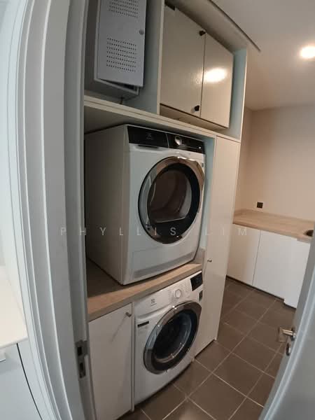 Service Residence for Sale at St Regis - Phyllis Lim - Interior - PropertyGuru.com.my