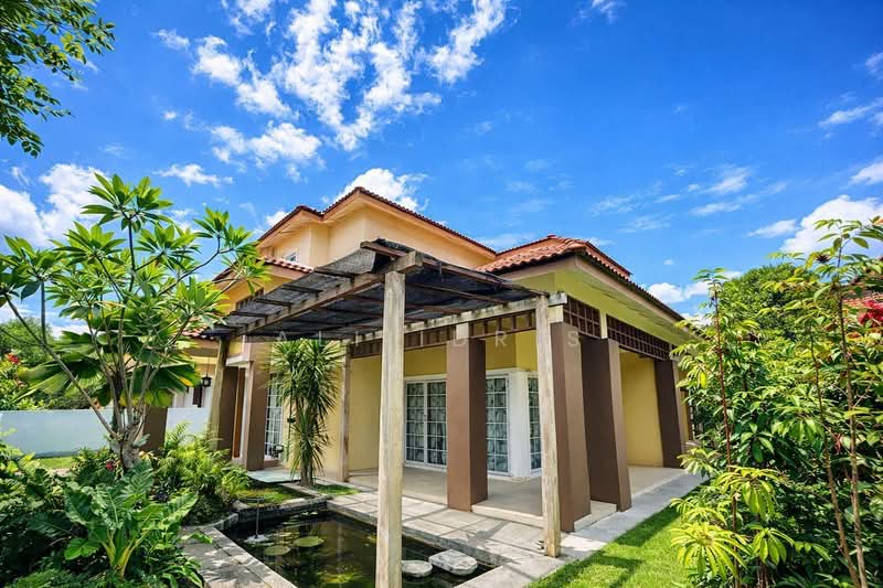 Rumah Banglo untuk Dijual di Bandar Bukit Mahkota (Bangi) - Ali Idris - Exterior - PropertyGuru.com.my