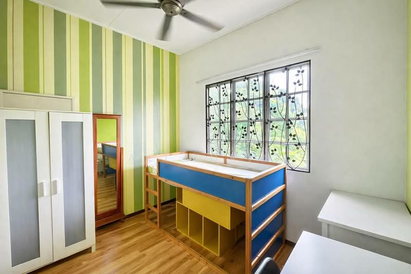 Rumah Banglo untuk Dijual di Bandar Bukit Mahkota (Bangi) - Ali Idris - Bedroom - PropertyGuru.com.my