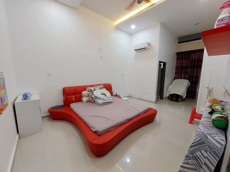 Rumah Berkembar untuk Dijual di Taman Desa Impian (Bukit Mertajam) - Elvin Choo - Bedroom - PropertyGuru.com.my