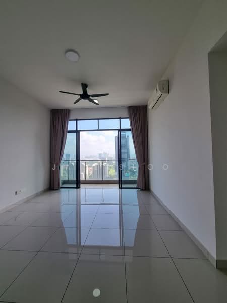 Servis Apartment untuk Disewa di The Park Sky Residence - Jane Shoo - Living Room - PropertyGuru.com.my