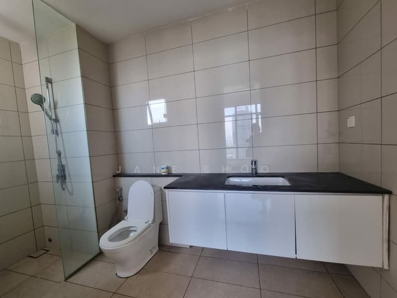Servis Apartment untuk Disewa di The Park Sky Residence - Jane Shoo - Bathroom - PropertyGuru.com.my