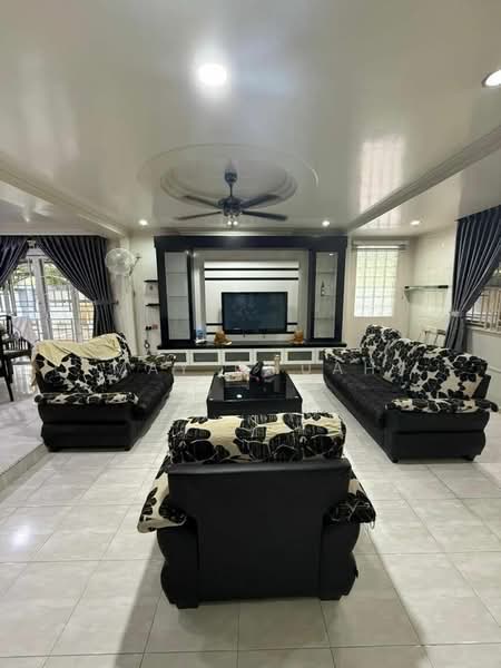 Rumah Teres 2 Tingkat untuk Dijual di Skudai (Johor) - May Chuah - Living Room - PropertyGuru.com.my