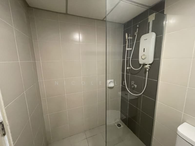 Master bedroom Bathroom