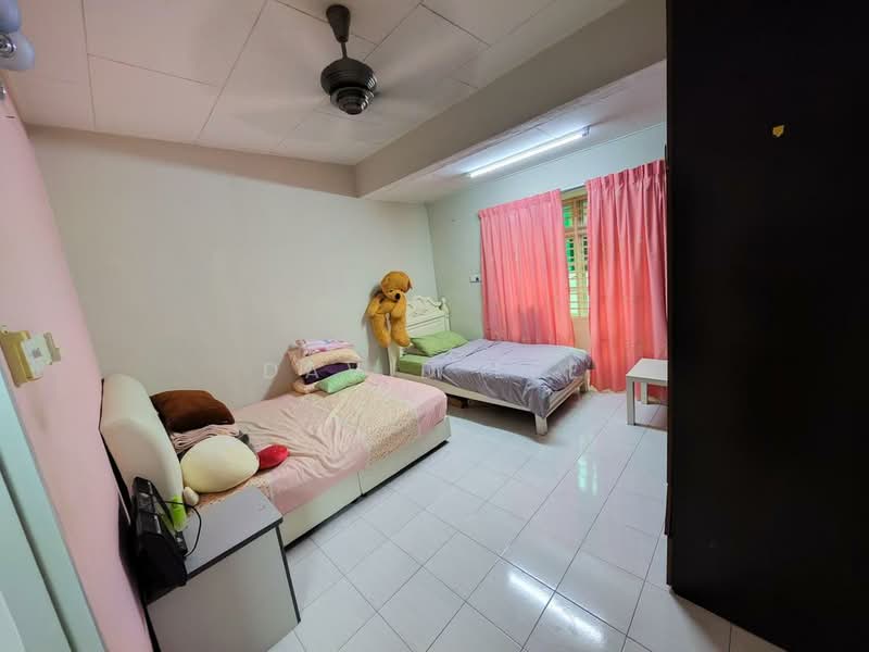 Semi-Detached House for Sale in Taman Tempua (Nibong Tebal) - David Lee - Bedroom - PropertyGuru.com.my
