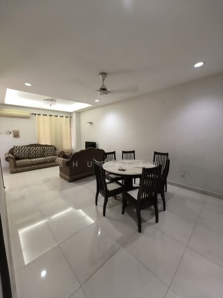2-storey Terraced House for Rent in Bandar Bukit Raja (Klang) - Shue Tan - Living Room - PropertyGuru.com.my