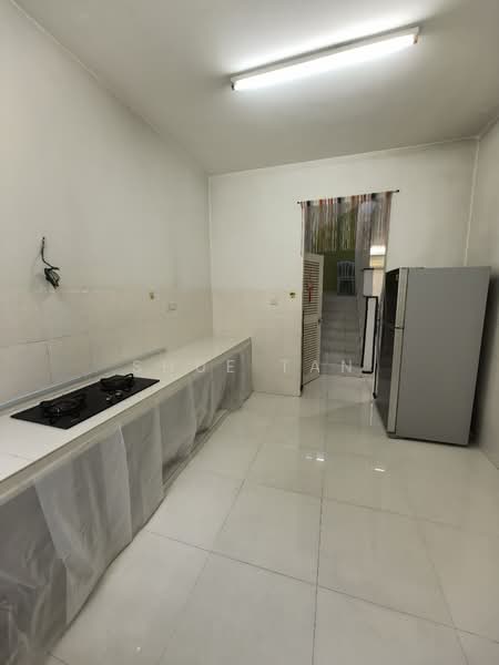 2-storey Terraced House for Rent in Bandar Bukit Raja (Klang) - Shue Tan - Kitchen - PropertyGuru.com.my