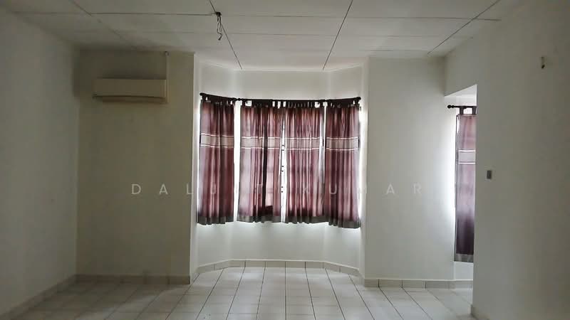 2-storey Terraced House for Sale in Bandar Bukit Puchong (Puchong) - Daljit Kumar - Living Room - PropertyGuru.com.my