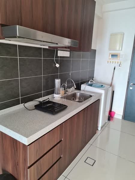 Servis Apartment untuk Disewa di D'Inspire Residence (Inspira Bestari) - Ah Hong - Kitchen - PropertyGuru.com.my