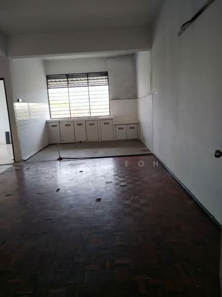 Rumah Flat untuk Dijual di Wisma Lam Hong - Sam Yeoh - Kitchen - PropertyGuru.com.my