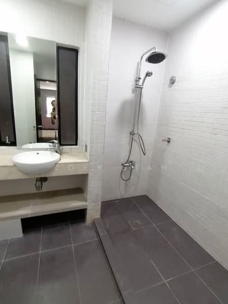 Condominium for Rent at 10 Semantan Suites - Joey Siah - Bathroom - PropertyGuru.com.my