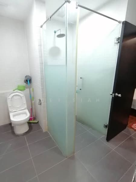 Condominium for Rent at 10 Semantan Suites - Joey Siah - Bathroom - PropertyGuru.com.my