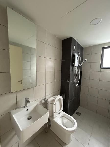 Service Residence for Rent at D'Cosmos Residences - Kim Ling - Bathroom 2 - PropertyGuru.com.my