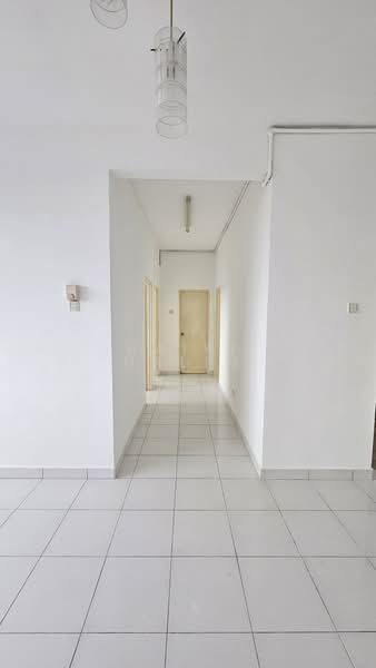 Apartment for Sale at Kasturi Idaman - Hairi Halim - Corridor - PropertyGuru.com.my
