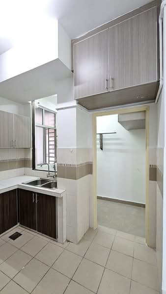 Apartment for Sale at Kasturi Idaman - Hairi Halim - Kitchen - PropertyGuru.com.my