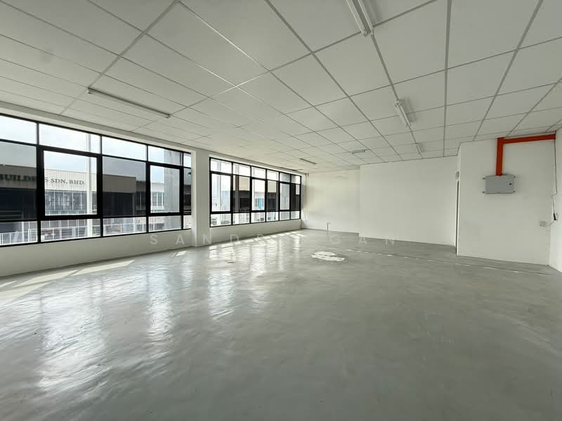 Cluster Factory for Rent in Taman Perindustrian Cemerlang (Ulu Tiram) - Sandra Gan - Interior - PropertyGuru.com.my
