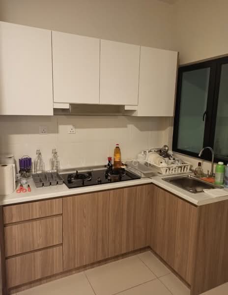 Servis Apartment untuk Disewa di One Maxim - Kelvin Chen - Kitchen - PropertyGuru.com.my