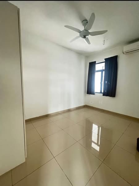 1-storey Terraced House for Rent in Taman Pelangi Indah (Ulu Tiram) - Jessy Koh - Bedroom - PropertyGuru.com.my