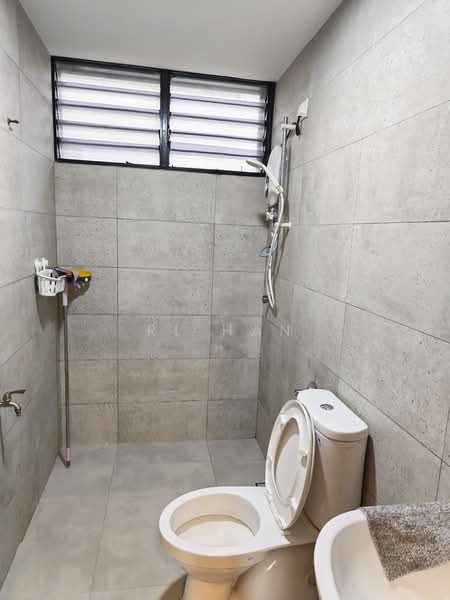 Rumah Teres 2 Tingkat untuk Dijual di SS17 (Subang Jaya) - RL Han - Bathroom - PropertyGuru.com.my