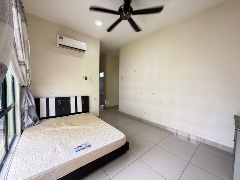 Pangsapuri untuk Dijual di Impian Senibong Residences - Brown Cheng - Bedroom - PropertyGuru.com.my