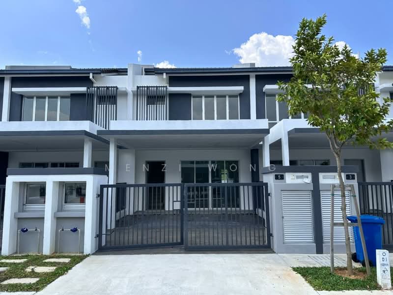 2-storey Terraced House for Sale in Sungai Buloh (Selangor) - Menzi Wong - Exterior - PropertyGuru.com.my