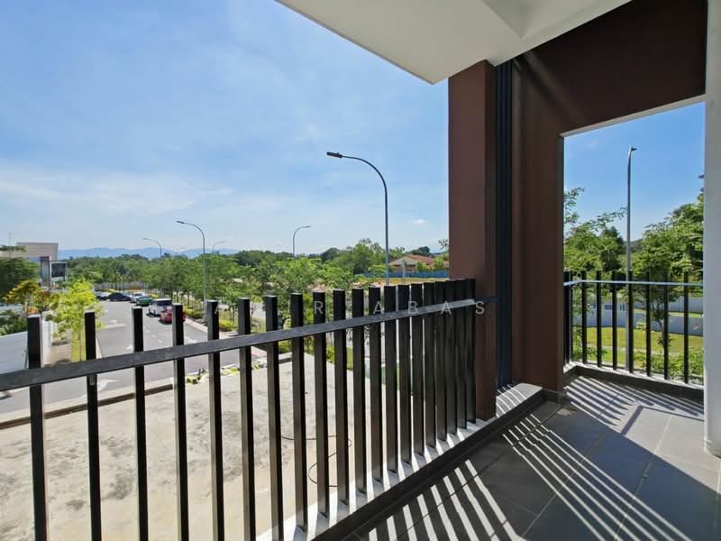 2-storey Terraced House for Sale in Kajang (Selangor) - Amir Abas - Balcony - PropertyGuru.com.my