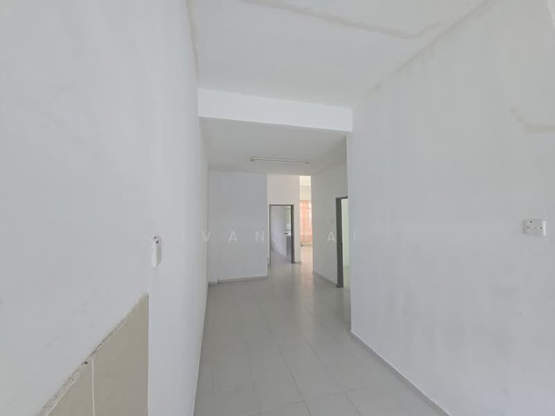 Terraced House for Sale in Kuala Kangsar (Perak) - Ivan Tai - Corridor - PropertyGuru.com.my