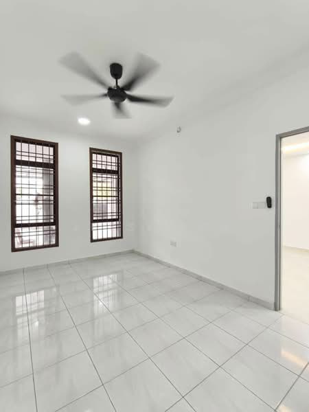 Rumah Teres 2 Tingkat untuk Disewa di Taman Desa Cemerlang (Ulu Tiram) - Jessy Koh - Interior - PropertyGuru.com.my
