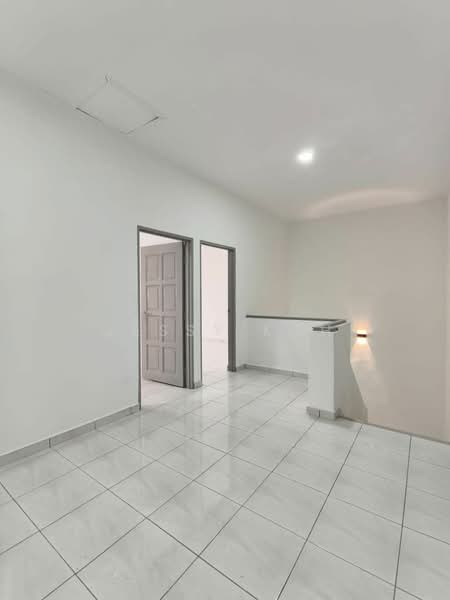 Rumah Teres 2 Tingkat untuk Disewa di Taman Desa Cemerlang (Ulu Tiram) - Jessy Koh - Interior - PropertyGuru.com.my