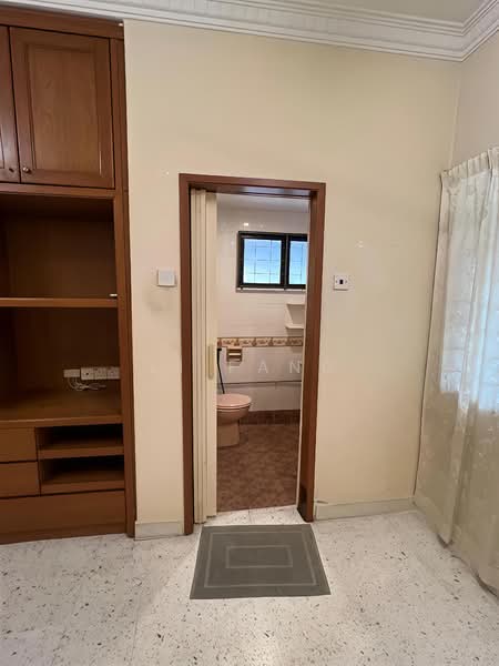 Pangsapuri untuk Dijual di Mutiara Court - Li Fang - Bathroom - PropertyGuru.com.my