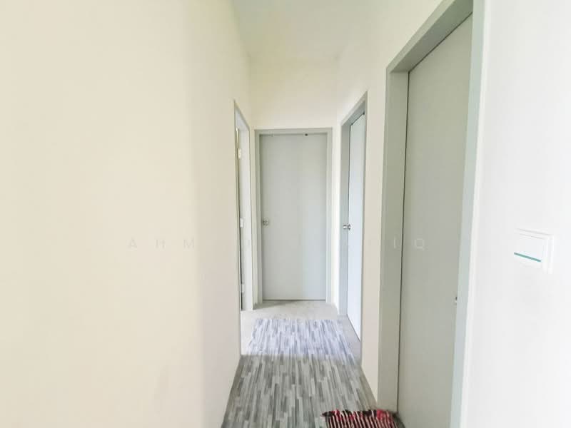 Pangsapuri untuk Dijual di Kemuning Idaman - Ahmad Syafiq - Corridor - PropertyGuru.com.my
