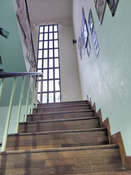 Rumah Banglo untuk Dijual di Sungai Buloh (Selangor) - Raymond Tan - Corridor - PropertyGuru.com.my