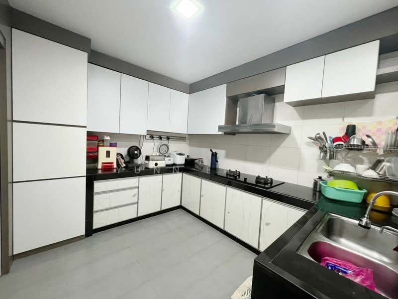 Cluster House for Sale in Taman Adda Heights (Tebrau) - Yunn Fang - Kitchen - PropertyGuru.com.my