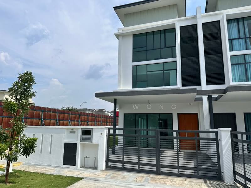 Rumah Teres 3 Tingkat untuk Dijual di Shah Alam (Selangor) - Menzi Wong - Exterior - PropertyGuru.com.my