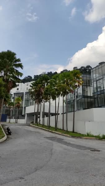 4-storey Terraced House for Sale in PJU 8, Damansara Perdana (Petaling Jaya) - Raymond Tan - Exterior - PropertyGuru.com.my
